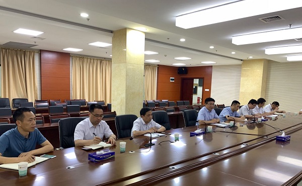 ���Ź��ʹ���-׷�󿵽�,����һ��չ