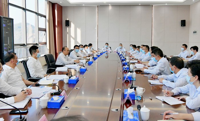 ���Ź��ʹ���-׷�󿵽�,����һ��չ